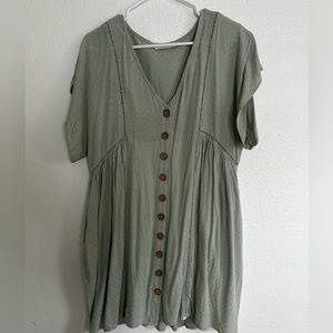 NWOT Esther and Co green dress